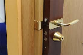 Escudo dorado de alta seguridad